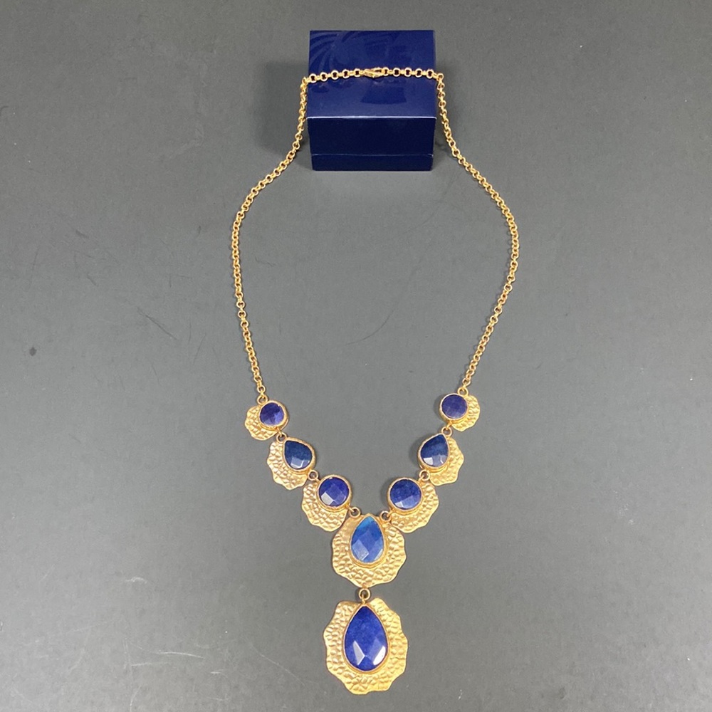 Natural Blue Stone and Gold Tone Necklace.